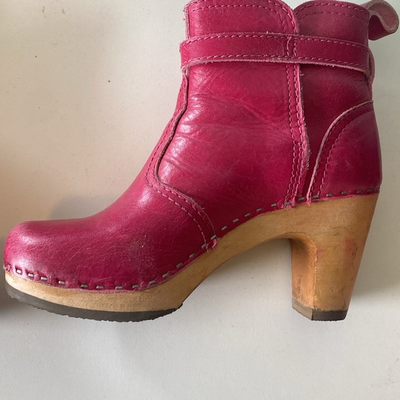 Sky high hot pink Swedish has been boots - Picture 5 of 9